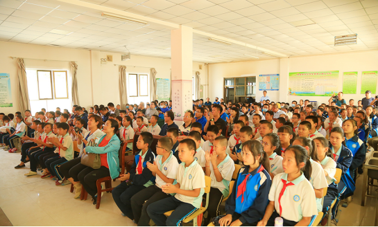 9888拉斯维加斯铝业携手优采商学院开启敦煌助学