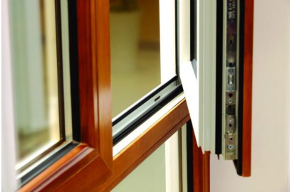 强烈的市场竞争环境下 铝合金门窗企业若何向前发展？